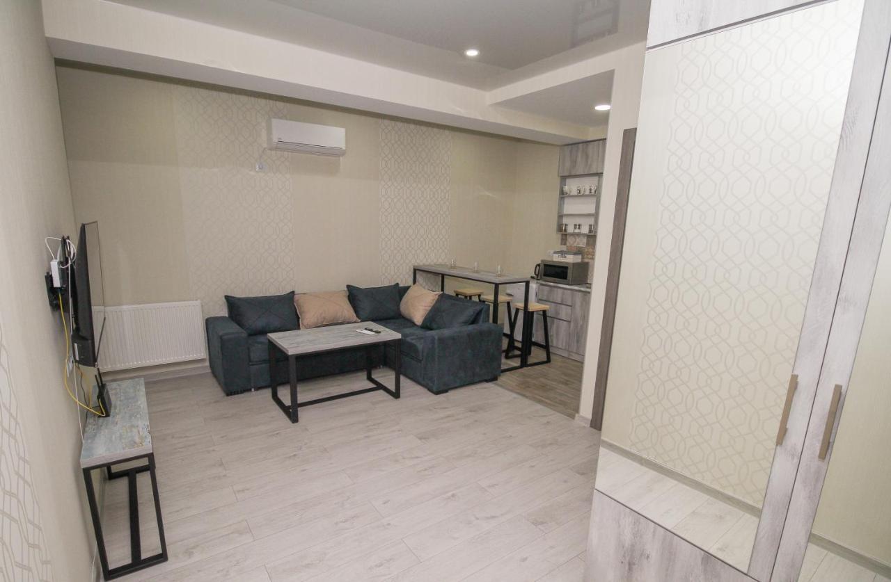 Host Net Atskuri Apartment Tbilisi ภายนอก รูปภาพ