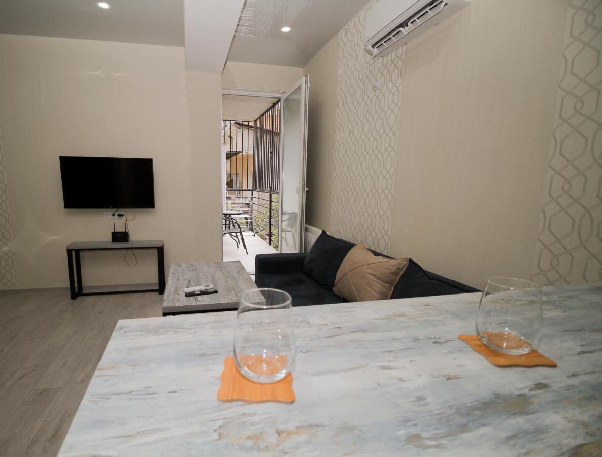 Host Net Atskuri Apartment Tbilisi ภายนอก รูปภาพ